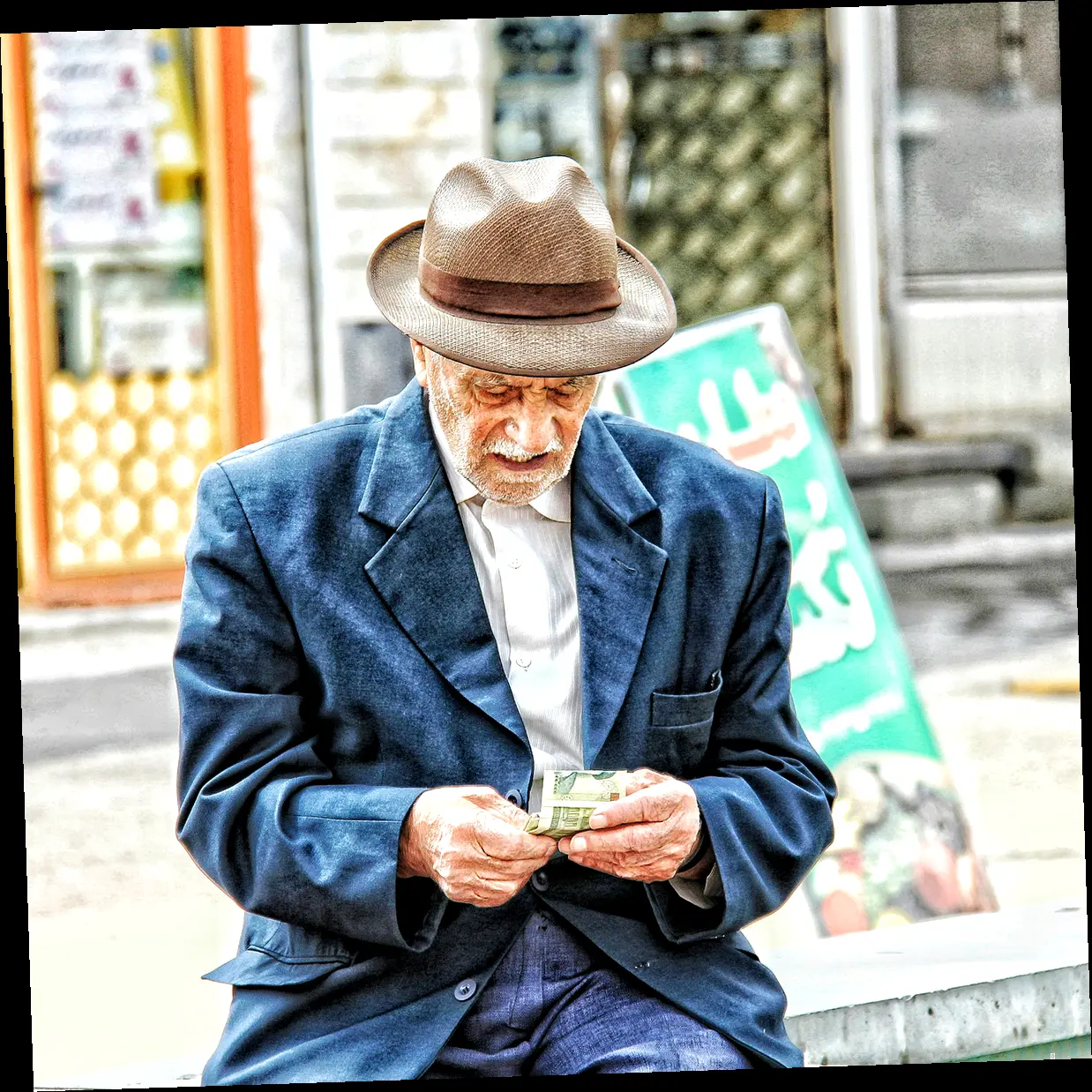 저소득 지역가입자 보험료 지원 확대, 사각지대 해소될까? 🧐